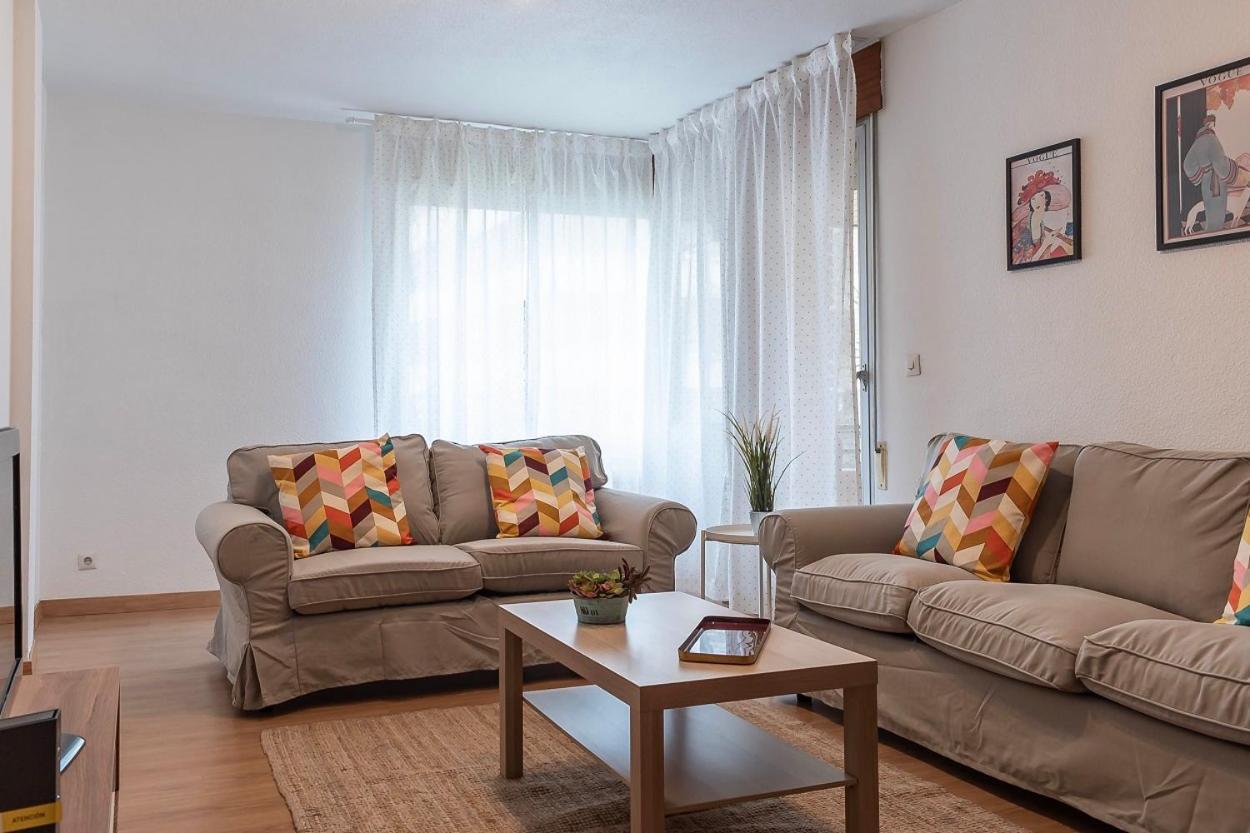 Funcional Y Renovado Apartamento En Iturrama Pamplona Exteriör bild