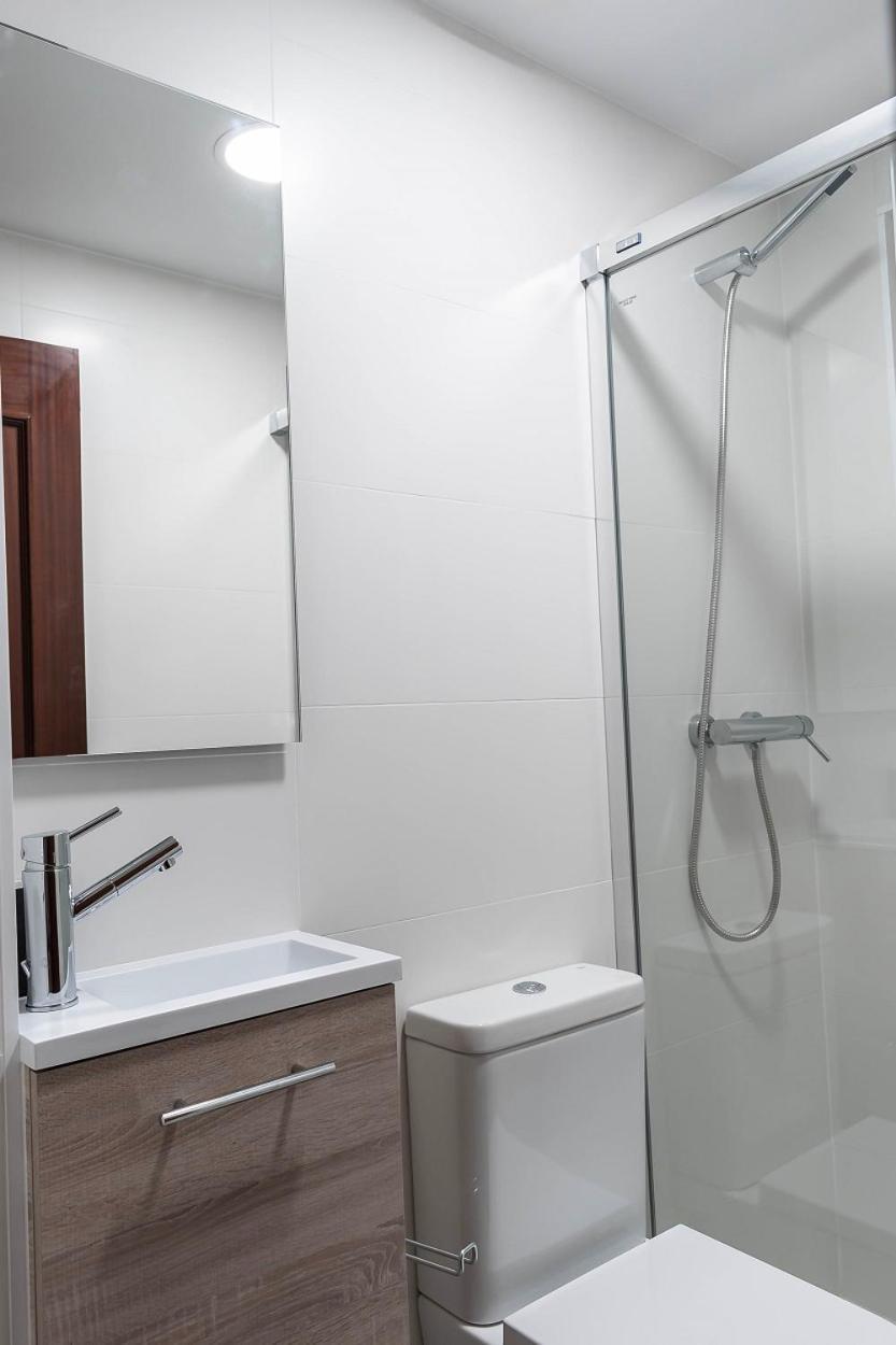 Funcional Y Renovado Apartamento En Iturrama Pamplona Exteriör bild